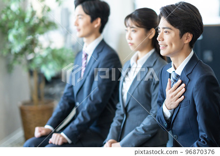 Interview, job hunting, university student Interview, job hunting, university student 96870376