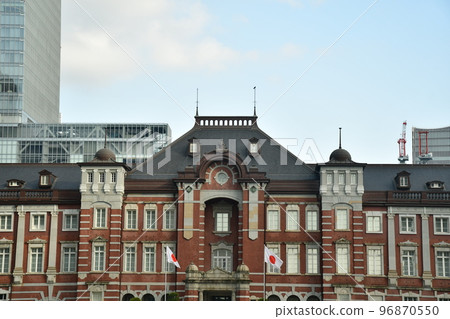 Tokyo station station building main entrance 96870550