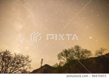 Starry sky of Tateyama Kurobe Starry sky of Tateyama Kurobe 96870855