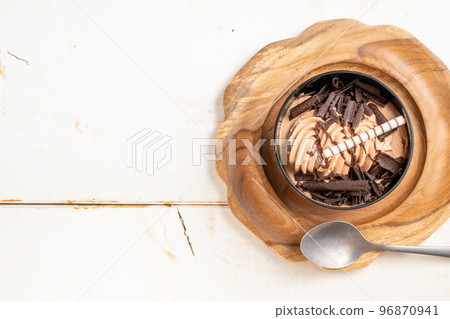 杯子巧克力蛋糕 杯子巧克力蛋糕 96870941