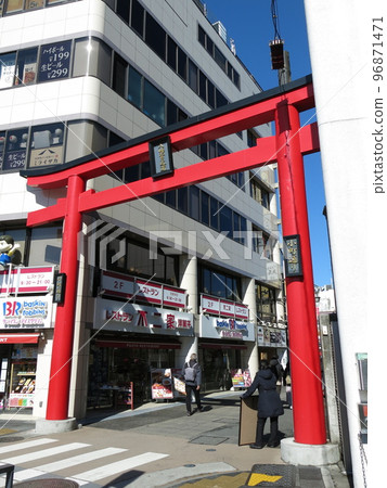 Komachi Street in Kamakura City (entrance on the east side of Kamakura Station) Komachi Street in Kamakura City (entrance on the east side of Kamakura Station) 96871471