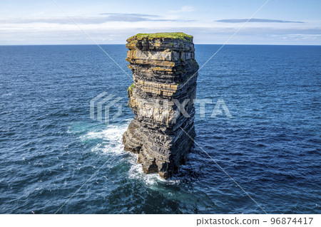 The Dun Briste Sea Stack Off The Cliffs Of Downpatrick Head In County Mayo - Ireland The Dun Briste Sea Stack Off The Cliffs Of Downpatrick Head In County Mayo - Ireland 96874417