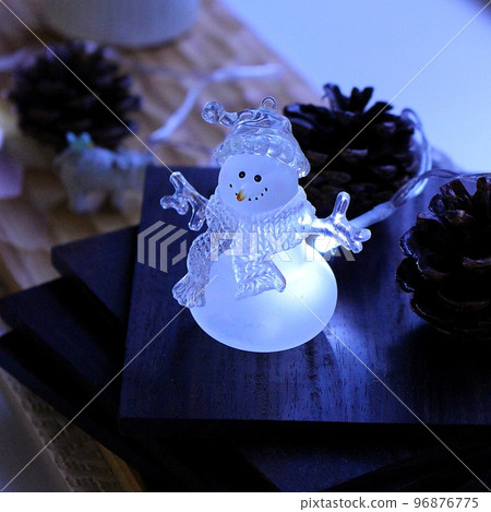玻璃雪人和木質內飾配件 玻璃雪人和木質內飾配件 96876775