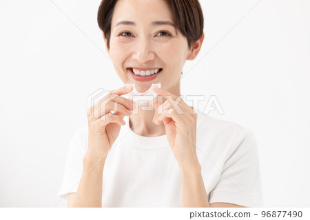 Mouthpiece female white background Mouthpiece female white background 96877490