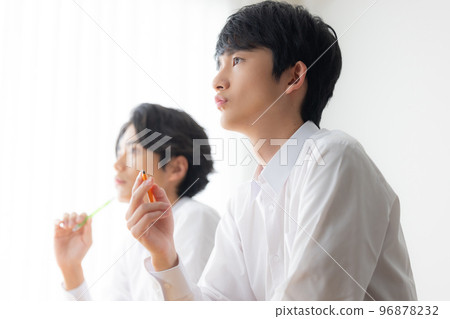 上課的學生 上課的學生 96878232