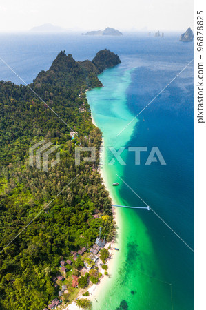 Aerial view of Koh Kradan island in Trang, Thailand 96878825