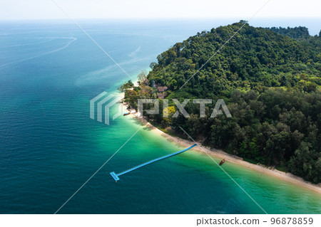 Aerial view of Koh Kradan island in Trang, Thailand Aerial view of Koh Kradan island in Trang, Thailand 96878859