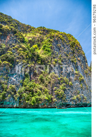 Phi Phi Leh Lagoon by boat in Koh Phi Phi Leh island, Krabi, Thailand 96879298