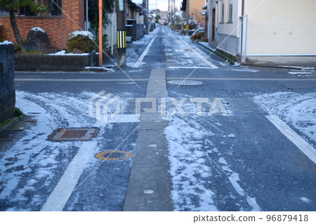 The intersection of the school road in the morning when the temperature is below freezing The intersection of the school road in the morning when the temperature is below freezing 96879418