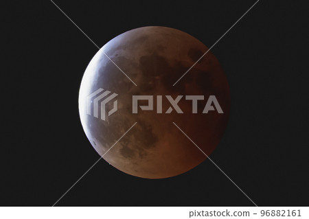冥王星試圖在月全食期間躲在月亮的輪廓後面 冥王星試圖在月全食期間躲在月亮的輪廓後面 96882161