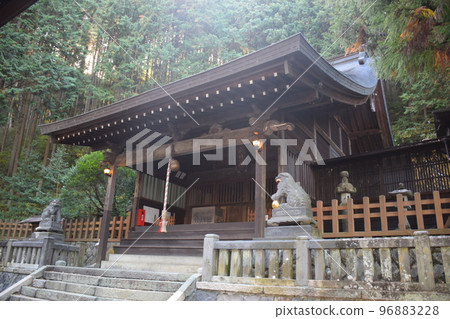 [Nagano Prefecture Narai-juku] Chin Shrine 96883228