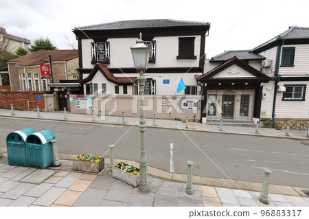 兵庫、神戶、異人館大道，復古風格的路燈 96883317