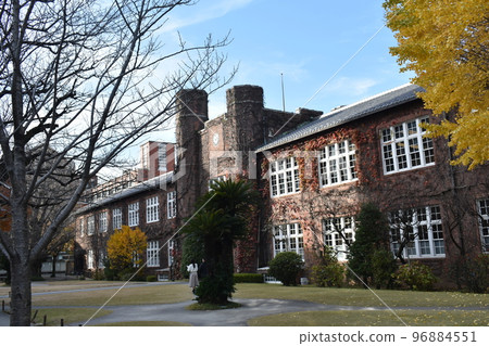 Rikkyo University Rikkyo University 96884551