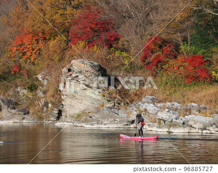 Nagatoro谷在秋天 96885727