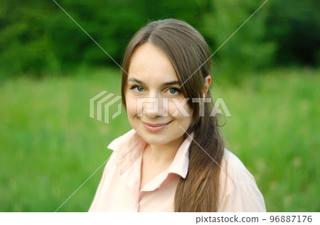 woman portrait 96887176