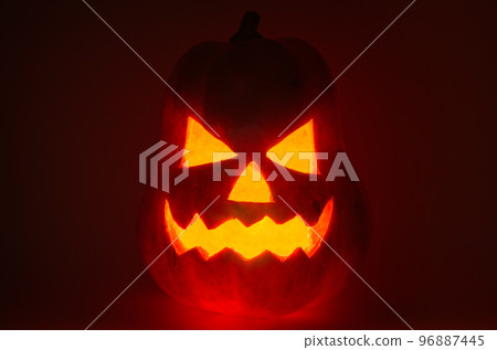 halloween pumpkin 96887445