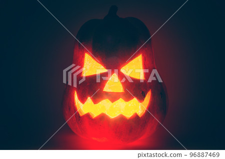 halloween pumpkin 96887469
