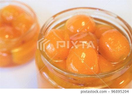 Sweet and sour and faint bitterness is attractive "Kumquat Kanroni" Sweet and sour and faint bitterness is attractive "Kumquat Kanroni" 96895204