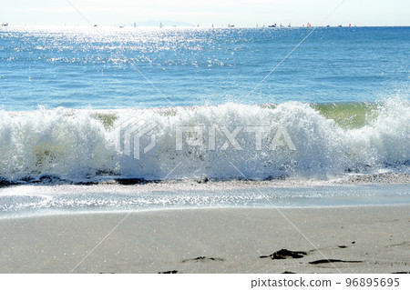 Scenery of Shichirigahama beach beach Scenery of Shichirigahama beach beach 96895695