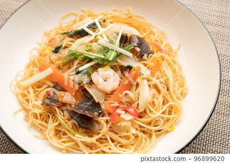 Grilled rice noodle Grilled rice noodle 96899620