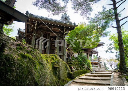 [Kinki 36 Fudo Sacred Sites] No. 26 Mudo-ji Myoo-do Temple Approach 2 Otsu City, Shiga Prefecture 96910213