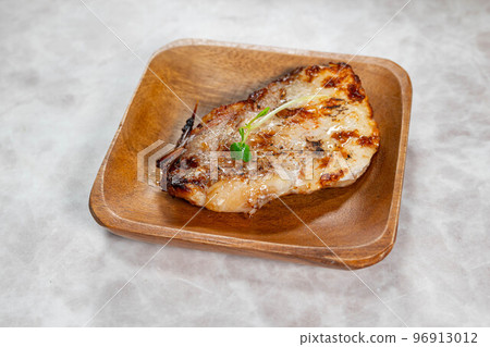 Grilled fatty red fish 96913012