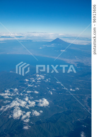 富士山和伊豆半島鳥瞰圖 富士山和伊豆半島鳥瞰圖 96913606
