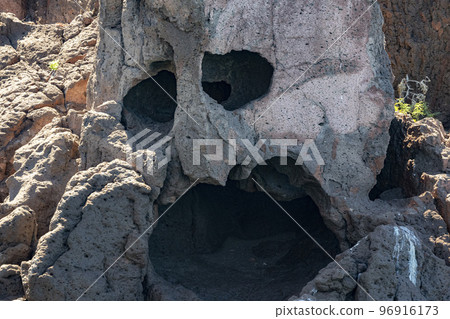 skull shape baja california sur cortez sea rocks detail skull shape baja california sur cortez sea rocks detail 96916173