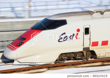 Tohoku Shinkansen in Winter: East-i (Comprehensive Electric Tramway Test Vehicle) Tohoku Shinkansen in Winter: East-i (Comprehensive Electric Tramway Test Vehicle) 96924429