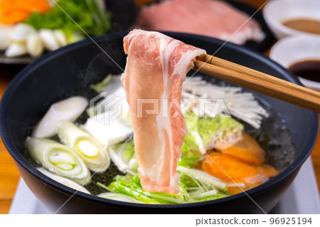Pork shabu-shabu pot 96925194