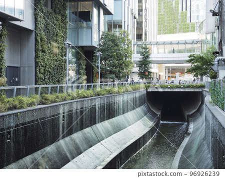 A view of the Shibuya River. A river that runs through central Tokyo. 96926239