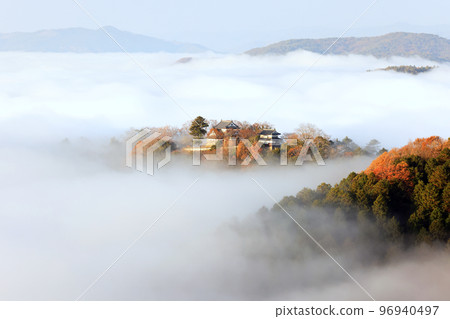 天空之城7445 96940497