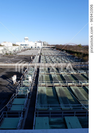 Sedimentation pond at the Tamagawa Upstream Water Reclamation Center 96941006