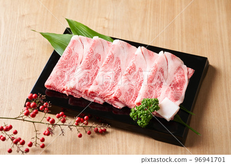 Domestic Wagyu beef loin slices Domestic Wagyu beef loin slices 96941701