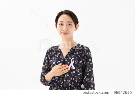 粉紅絲帶的女人 96942630
