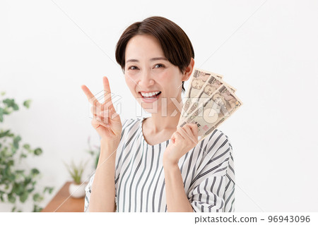 A woman with money A woman with money 96943096