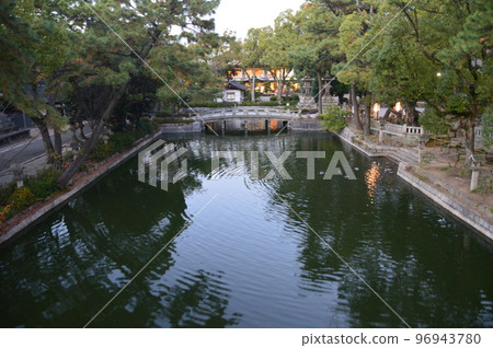 Waterway / Kibashi (Sumiyoshi Taisha / Sumiyoshi, Sumiyoshi-ku, Osaka City, Osaka Prefecture) Waterway / Kibashi (Sumiyoshi Taisha / Sumiyoshi, Sumiyoshi-ku, Osaka City, Osaka Prefecture) 96943780