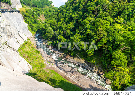 Minami Aso superb view of fresh green "Landscape around Aso Choyo Ohashi Observatory" Minami Aso superb view of fresh green "Landscape around Aso Choyo Ohashi Observatory" 96944734