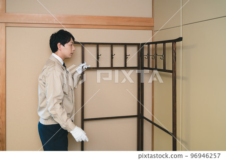 check, checkup, gents 96946257