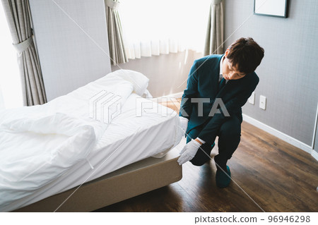 床 男人 男 96946298