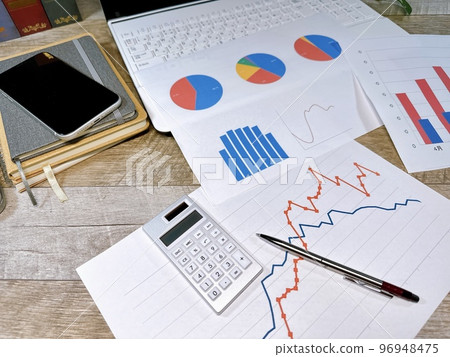 企業形像圖表和個人計算機 企業形像圖表和個人計算機 96948475