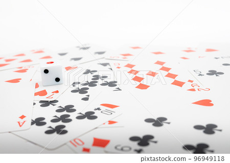 playing cards and dice 96949118