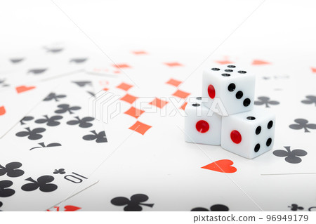 playing cards and dice playing cards and dice 96949179