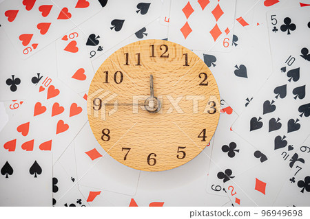 Playing cards and clock 11:45 Playing cards and clock 11:45 96949698