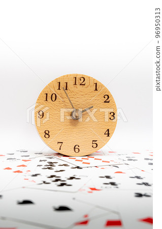 Trump and clock 13:55 Trump and clock 13:55 96950313