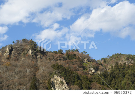 從山寺町仰望立石寺 從山寺町仰望立石寺 96950372