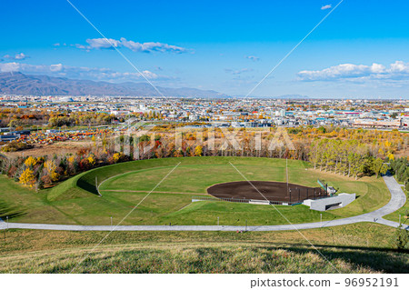 Scenery of Moerenuma Park in autumn in Hokkaido Scenery of Moerenuma Park in autumn in Hokkaido 96952191