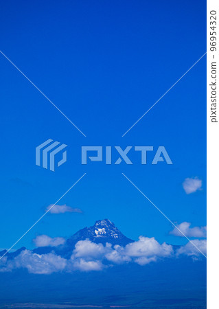 Mount Kilimanjaro Dormant Volcano In United Republic Of Tanzania kibo Mawenzi Shira Highest Peaks 96954320