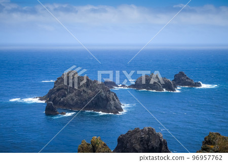 Cape Ortegal cliffs and atlantic ocean, Galicia, Spain 96957762