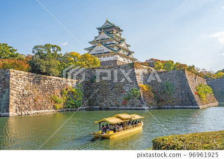 【秋天的大阪城公園】大阪城天守閣和御座船 96961925